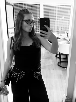 Rodeo – Alo Yoga - Speed Sunglasses - Black