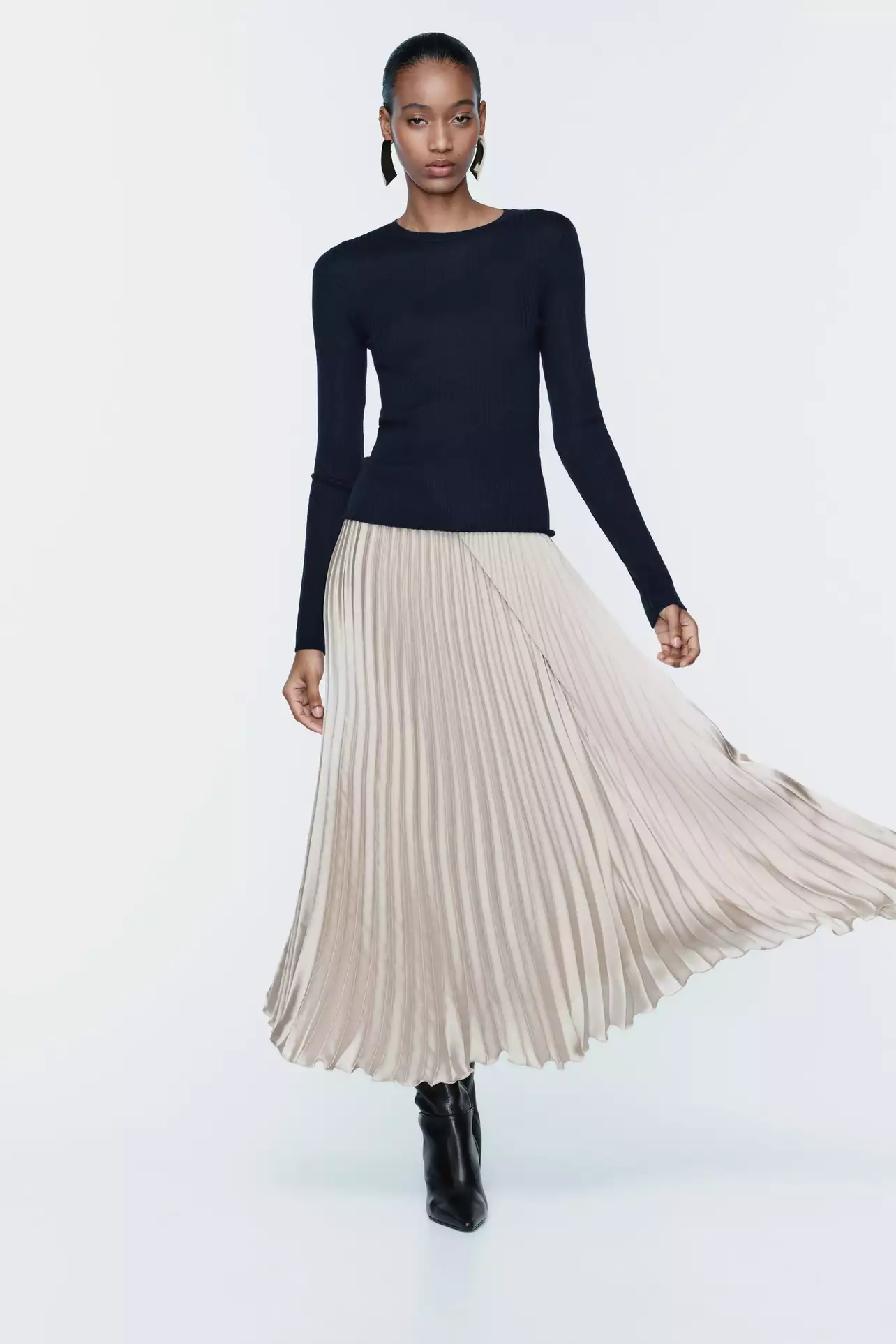 Rodeo – ZARA - PLEATED SATIN EFFECT SKIRT