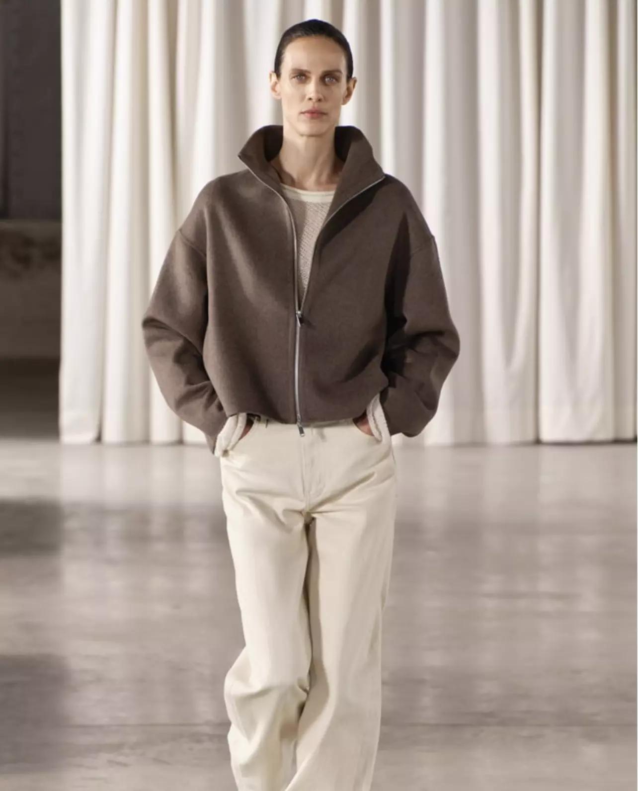 2/2 削除 Louren shaggy double coat 2/2 削除 Louren shaggy double coat
