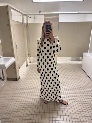 Rodeo  Shop - Flared sleeve polka-dot dress - Women | MANGO USA