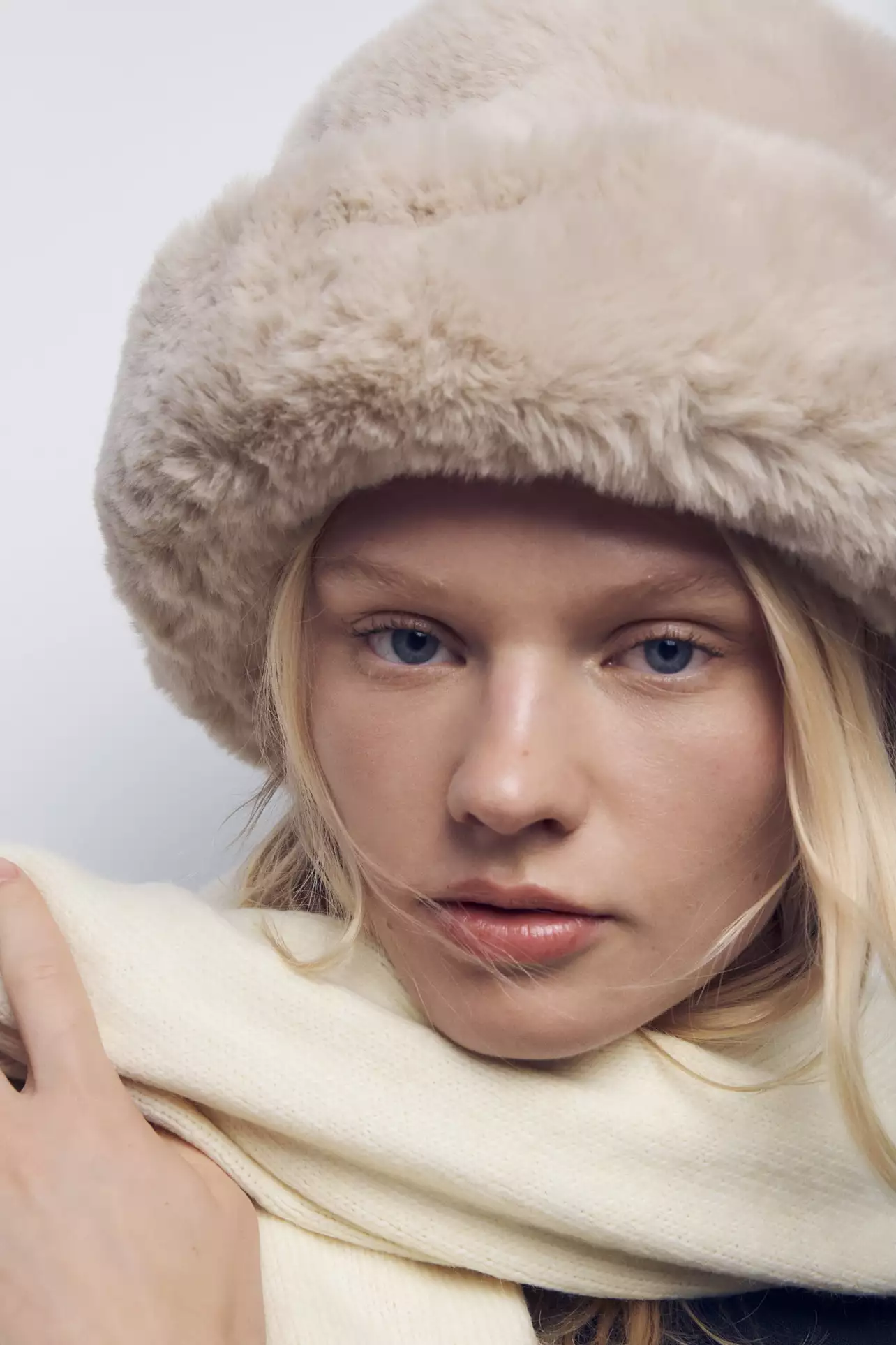 Rodeo – ZARA - FAUX FUR HAT display picture 2