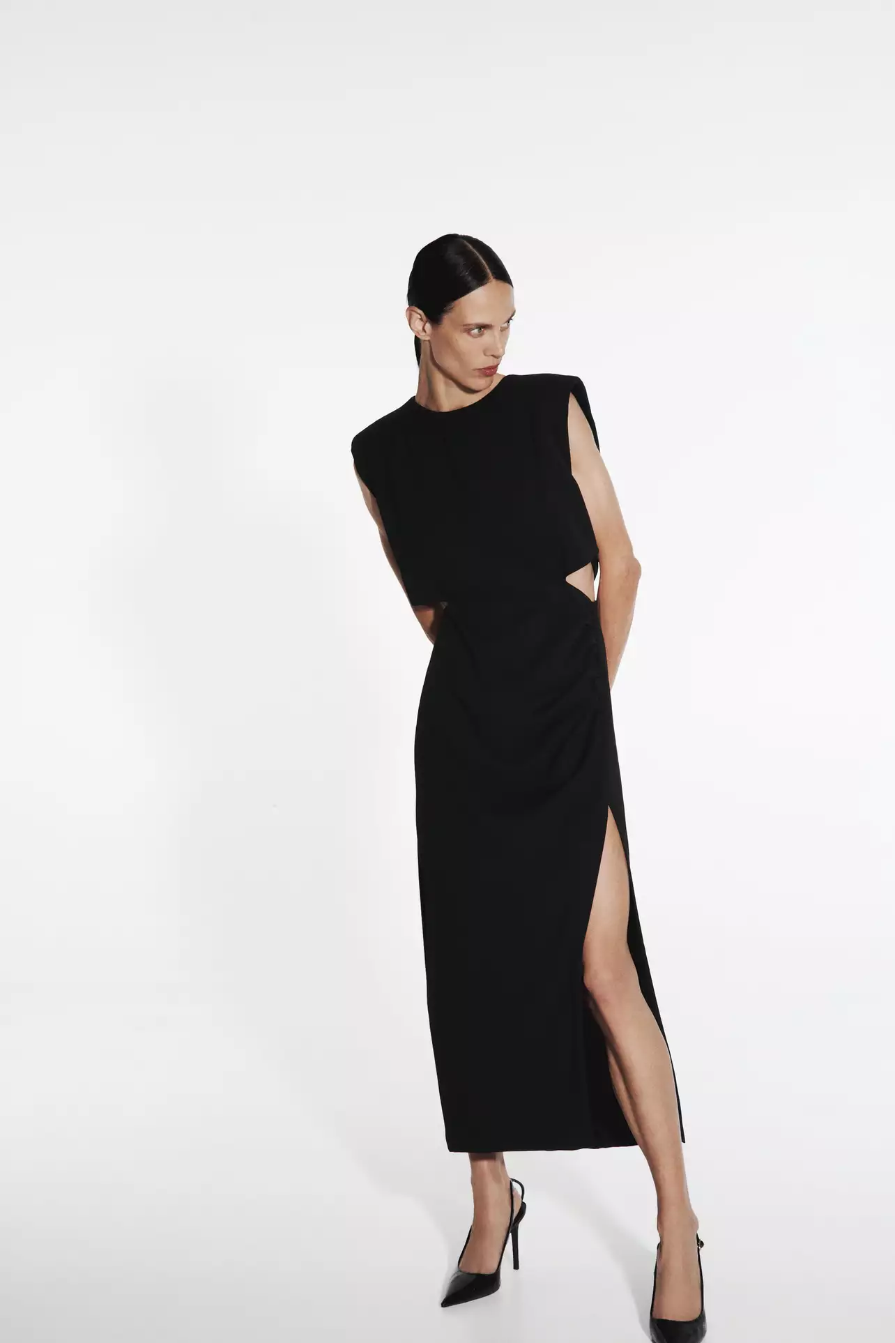 [COYSEIO] ROUND CUT OUT DRESS /追跡付 44302: Knee Length A-Line Dress with Sequined Chantilly Lace