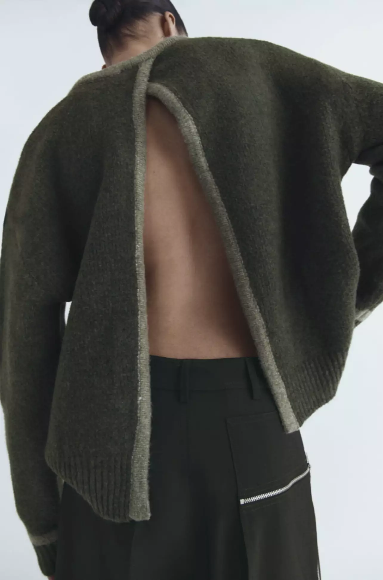 DELADA デラダ OPEN BACK JUMPER SWEATER Rodeo – ZARA - OPEN BACK KNIT SWEATER