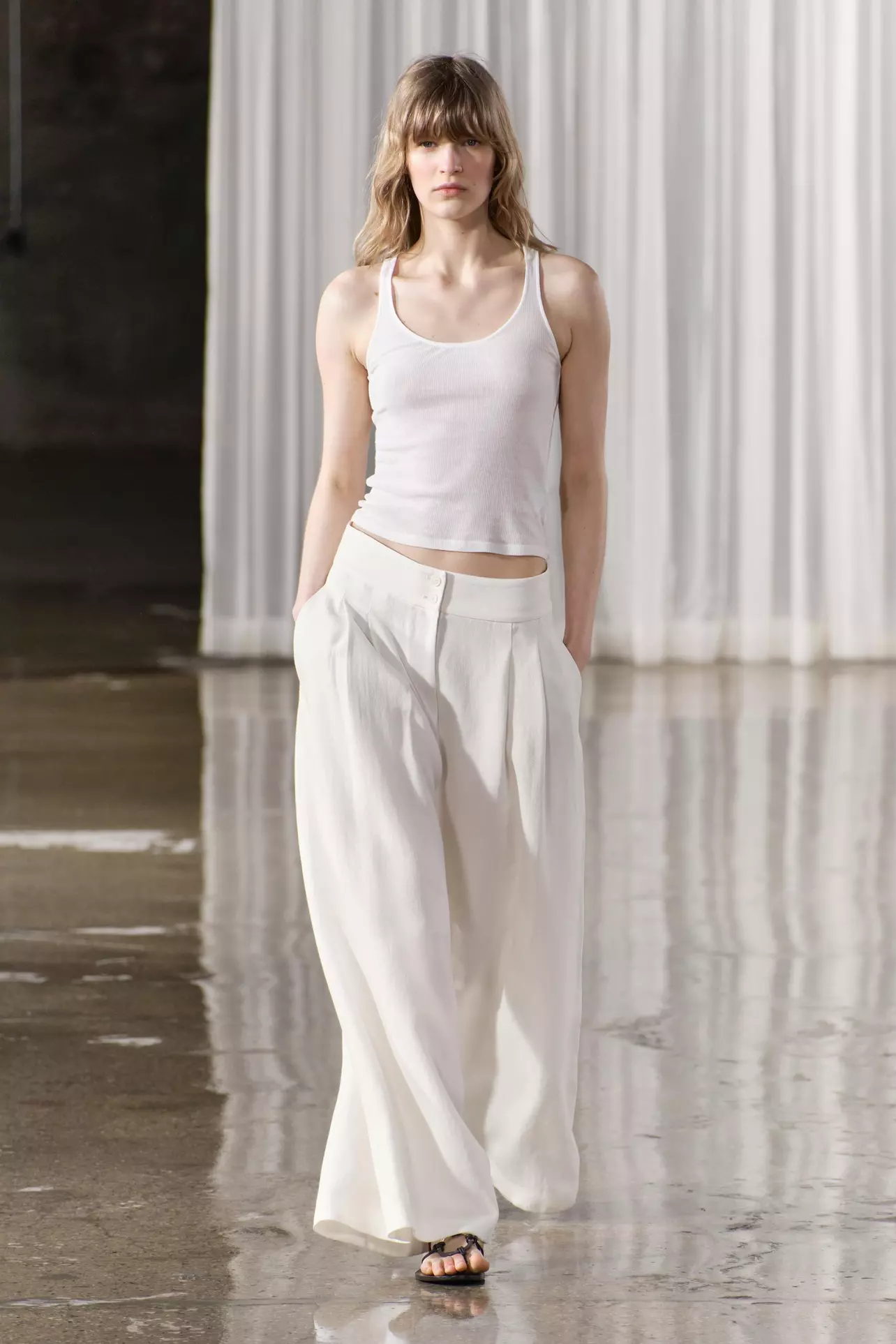 Rodeo – ZARA - LINEN BLEND PLEATED PANTS ZW COLLECTION