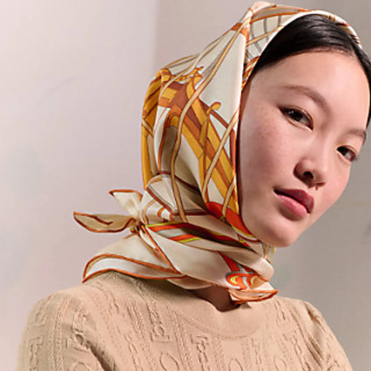 Rodeo – Hermès - La Ligne Coup de Fouet scarf 90