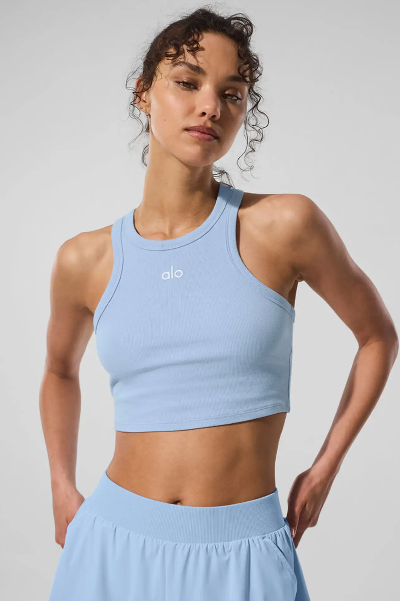 Rodeo – Aloyoga - Aspire Tank - Seashell Blue/White