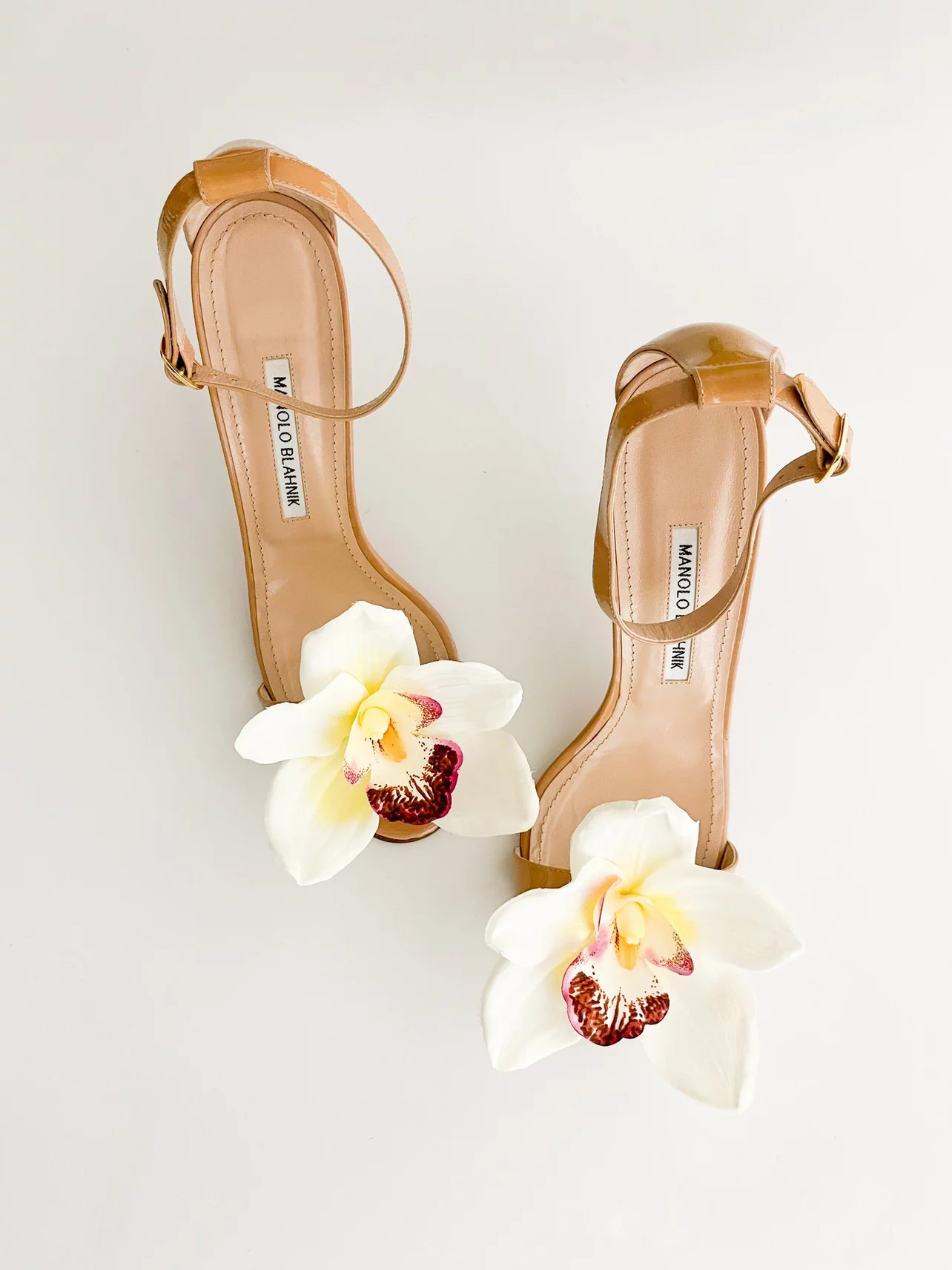 Manolo Blahnik | Sandals Manolo Blahnik Strappy Metallic Leather Slide Sandals  main image 4