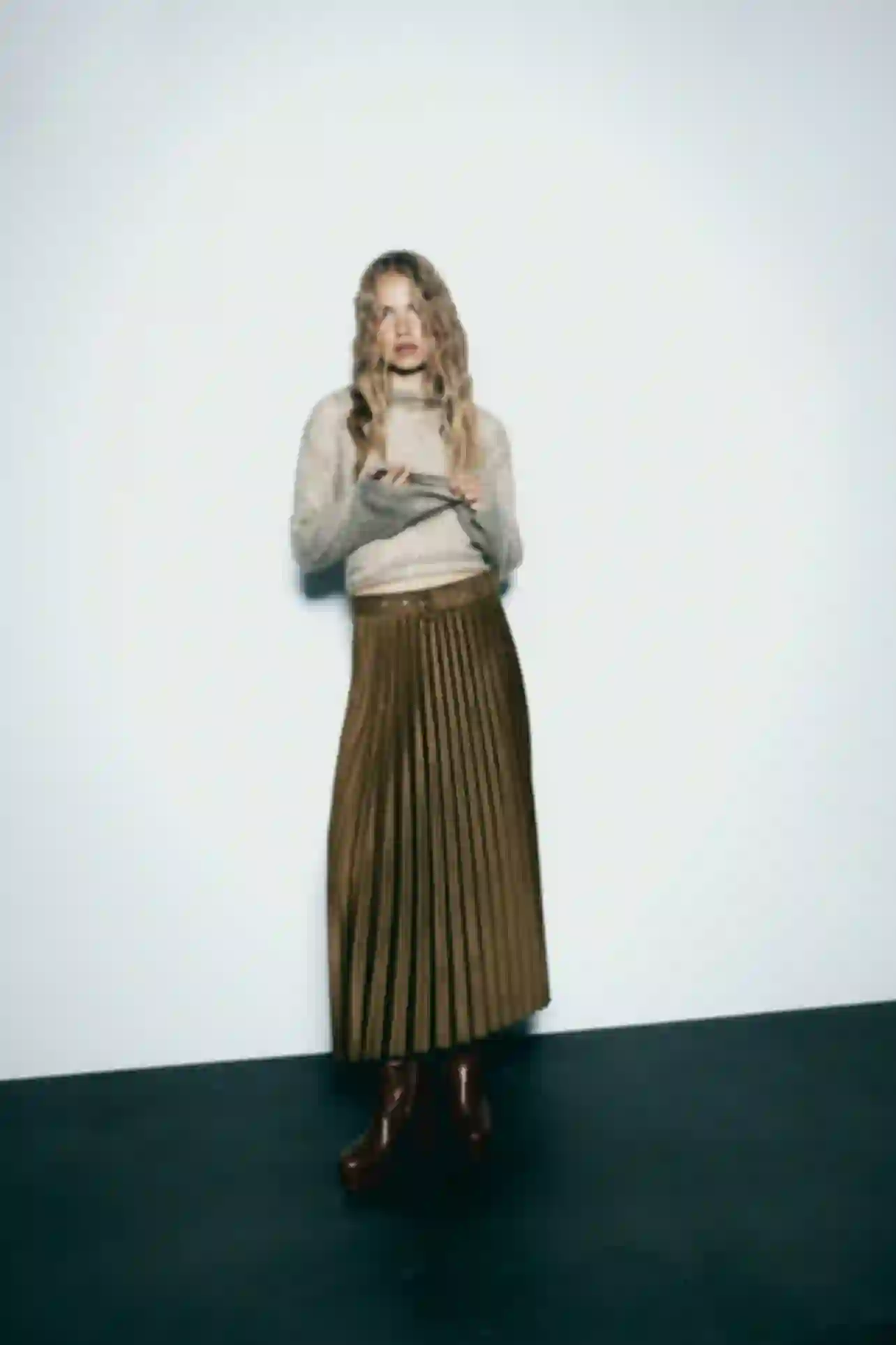 スカート ROHE FW25 PLEATED MIDI SKIRT (41632018 251) 413-32-074_001_008_2000x.jpg?v