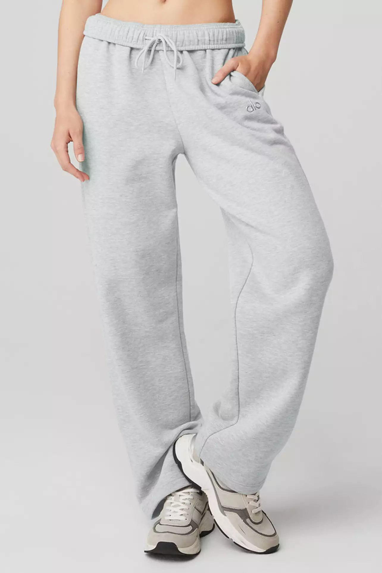 Rodeo – Alo Yoga - Accolade Straight Leg Sweatpant - Athletic