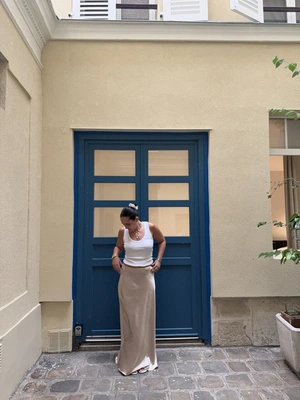 蘭 Rodeo – ZARA - STRAIGHT CUT MID RISE RHINESTONE JEANS ZW